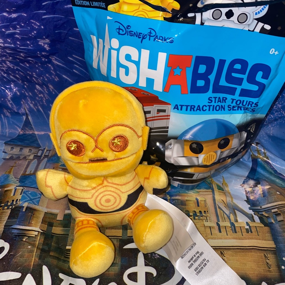 Disney Wishables Star Tours Attraction Series Mystery Plush - C-3PO Droid